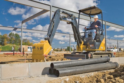 17dcompactexcavator 10078992