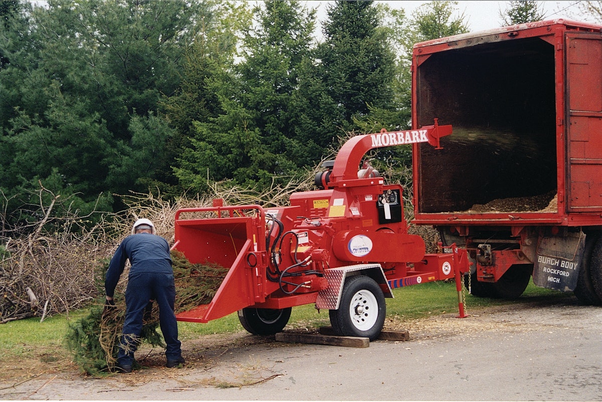 2070XL Twister/2050 Clipper with standard two-knife drums From