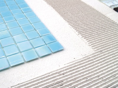 Adesilexp10glasstilemortar 10083886