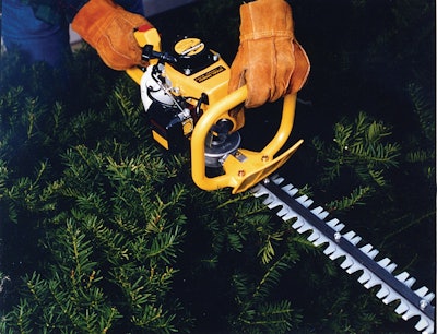 F1848crhedgeclipper 10085445