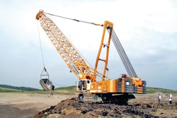 Hs895hdcrawlercrane 10079366