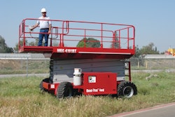 Roughterrain91seriesscissorlifts 10084020