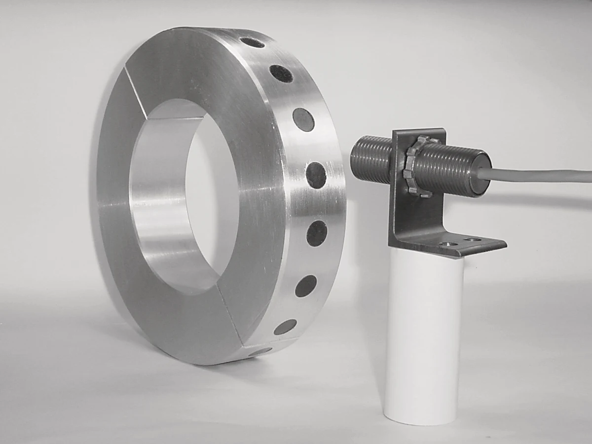 Maxigard™ Speed Sensor/Magnetic Target From: Process Control Systems ...