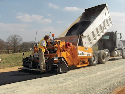 8510asphaltpaver 10087855