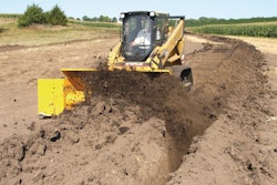 R24augerbackfiller 10077437