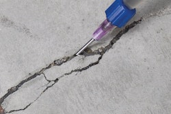10minuteconcretemenderwithneedletipcrackinjection 10088916
