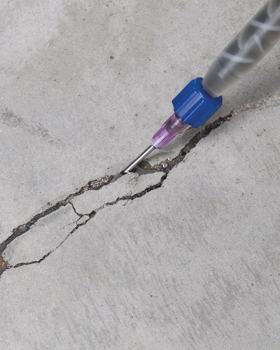 10minuteconcretemenderwithneedletipcrackinjection 10088916