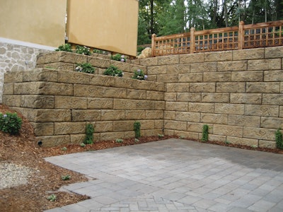 Retainingwall 10091383