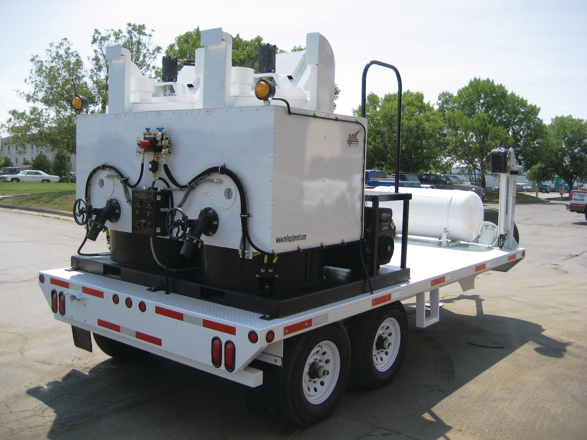 MRL Thermoplastic PreMelting Kettles From MRL Equipment Company For