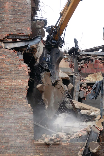 Gdr200demolitionrecycler 10092870