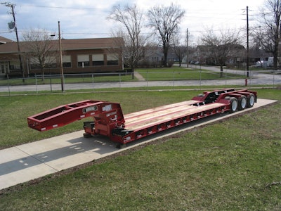Ultimaserieslowboytrailers 10079538