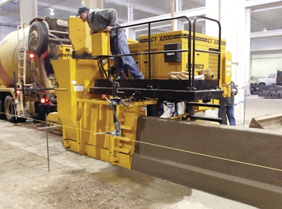Gt3200curbgutterslipformpaver 10079651