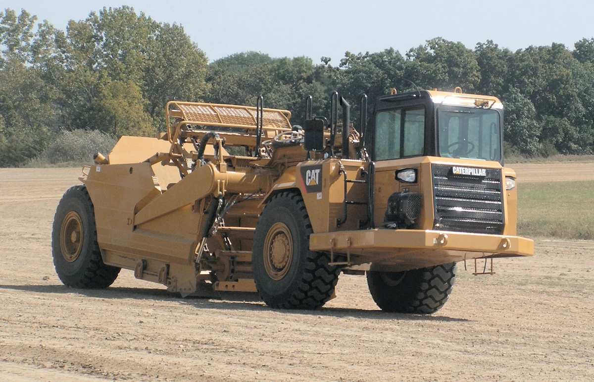 613G Tractor-Scraper From: Caterpillar - Cat | For Construction Pros