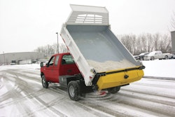 Snowexsp2400replaceabletailgatespreader 10081134