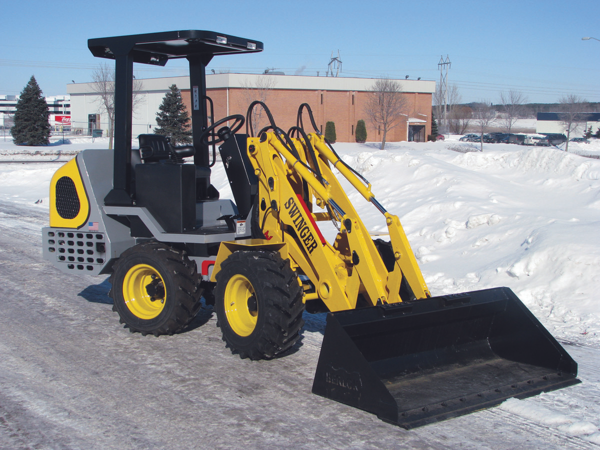 Model 1K Articulating Compact Loader From Swinger Loaders / NMC-WOLLARD pic