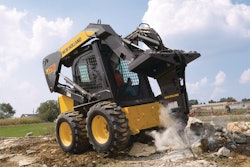 L175skidsteerloader 10077776