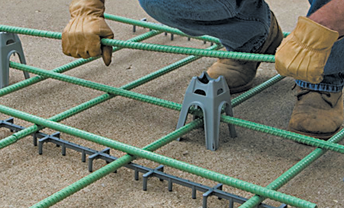 Aztec Straddle Chair From Dayton Superior For Construction Pros