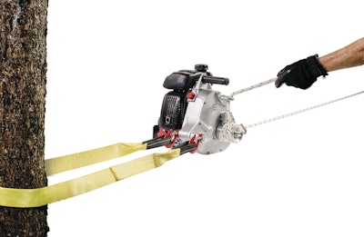 4400lbgaspoweredportablewinch 10083634