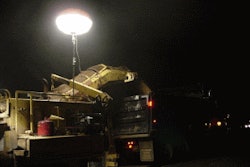 To light the way of workers on the project, Curtin Trucking & Drainage used three of Airstar America's Sirocco 2K light balloons equipped with halogen bulbs.