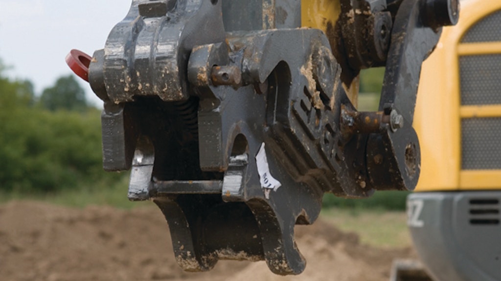 Spring Loaded Quick Attach Coupler From: Manitou Americas Inc. | For ...