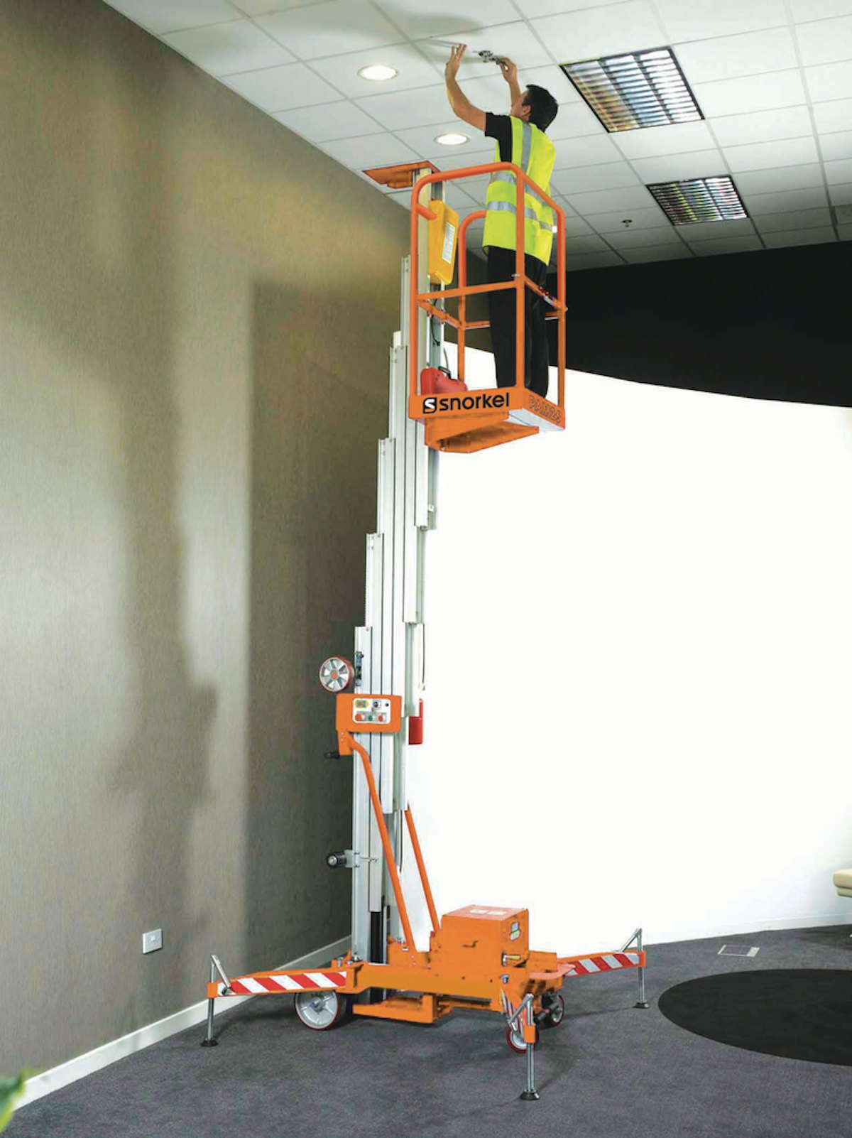 PAM26 PushAround Personnel Lift From Snorkel For Construction Pros