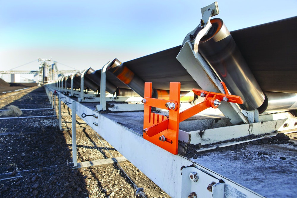 MARTIN Idler Aligner From Martin Engineering For Construction Pros