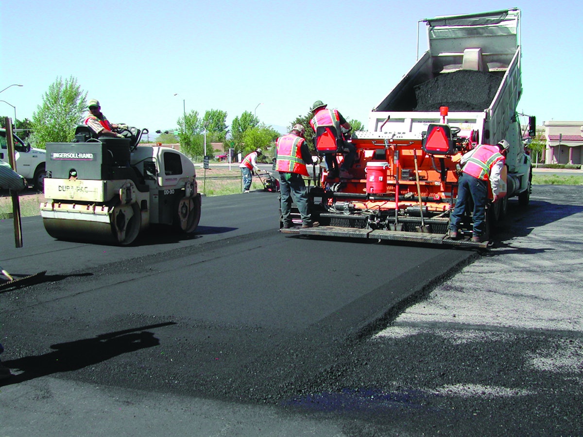 Green Roads Summit Outlines Sustainable Options at CONEXPOCON/AGG 2011