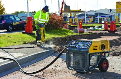 Portable, 18-hp, gas driven power pack