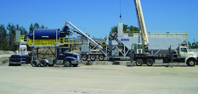 Mobile concrete batch plant with a 60 ton cement bin