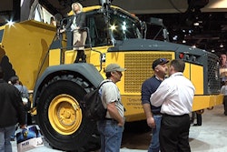 Johndeerearticulateddumptruckf 10244342