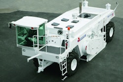 The SX-5 Stabilizer/Reclaimer features a 540-hp CAT C15 engine and complies with Tier 4 and Stage IIIb emission standards.