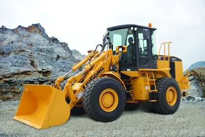LiuGong’s 835III wheel loader/tool carrier offers a 19,621-lb. tipping load and produces 23,605 lbs. of breakout force.