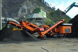 Rockster gave away an R1100 with screening box and return belt at CONEXPO 2011 in a lottery-style drawing.