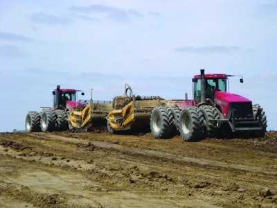 Ktec1228trainsloading 10258659