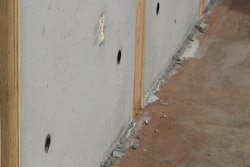 Surface void sizes, projection heights and surface tolerance requirements, described objectively by measurement limits, are ideal for approving mock-ups.