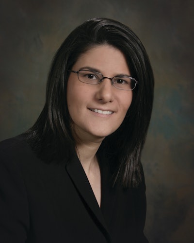 Ginavitiello Headshot Chamberl 10327836