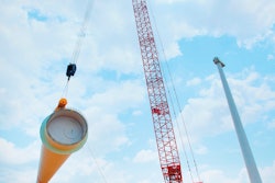 A Manitowoc 16000 crawler crane fitted with a wind attachment is erecting 204 turbine towers on a Mexico wind farm.