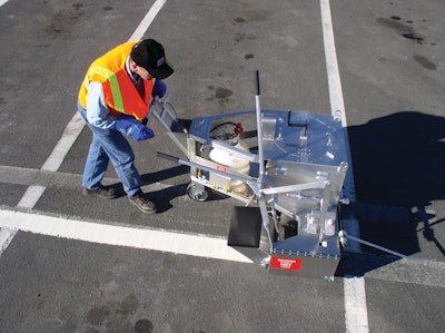 Shorter lines and smaller detail work can often be applied using a thermoplastic handliner. Contractors should preheat the material in a separate melting kettle first to avoid downtime while waiting for the material to heat up.