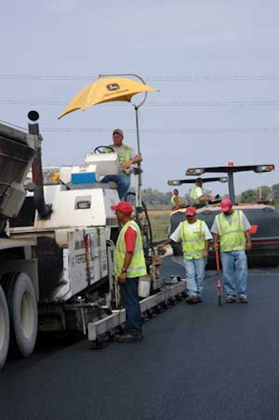 The Illinois Tollway designed this project to use a high percentage of fractionated reclaimed asphalt pavement (FRAP) in its HMA and SMA (stone matrix asphalt) mixes.