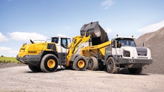 Liebherr offers an industrial parallel-lift linkage as an option to the standard Z-bar on its L 550 and L 556 models. This L 566 offers full breakout force and parallel lifting capability.