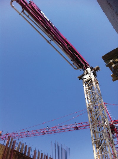 C&C enlisted one MX 34/38Z placing boom with lattice tower for the project.