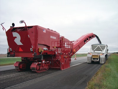 Roadtecbigredcloseup2 10456002