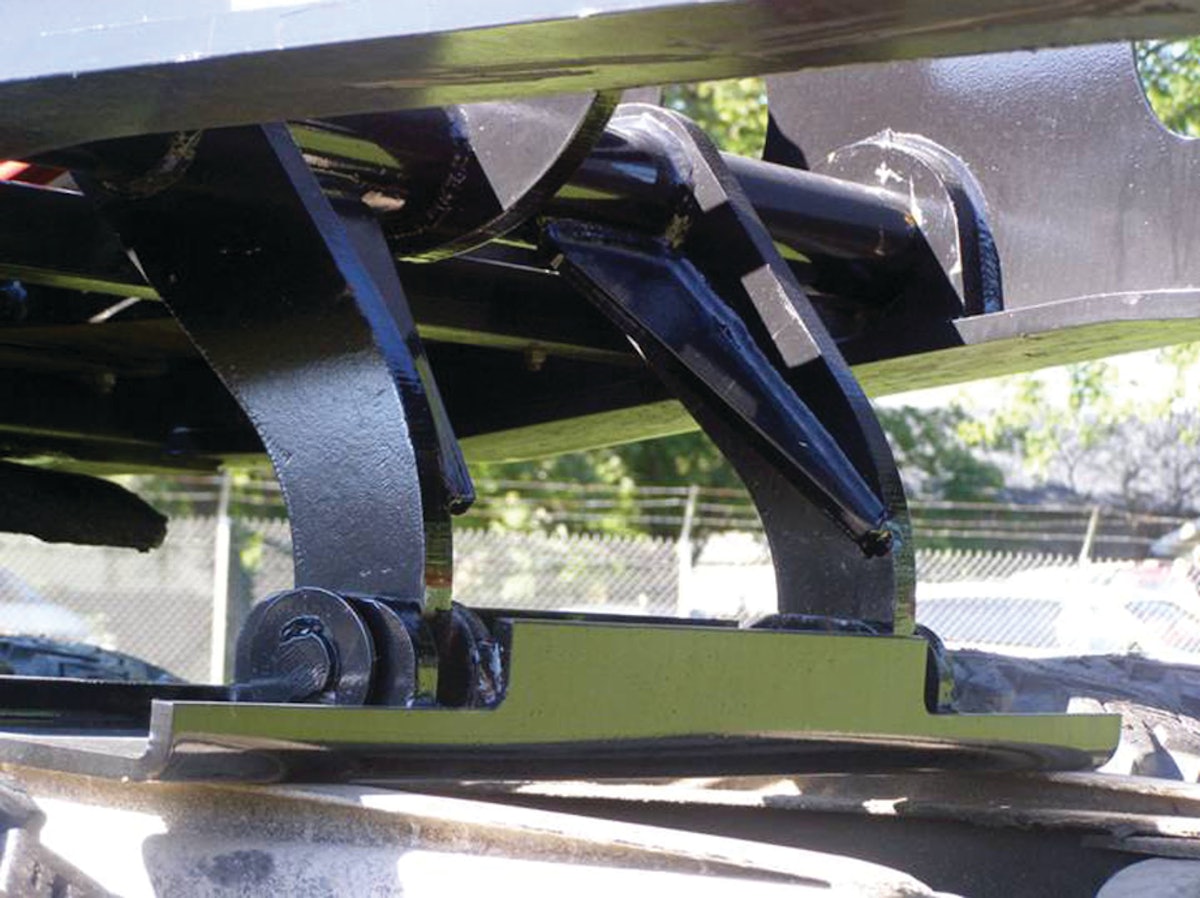 Redesigned Gooseneck Jack Paddle From Rogers Brothers Corporation