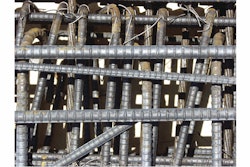 Where are the obstruction-free vertical runs of 4 x 6 in. minimum cross section to permit vibrator insertion?