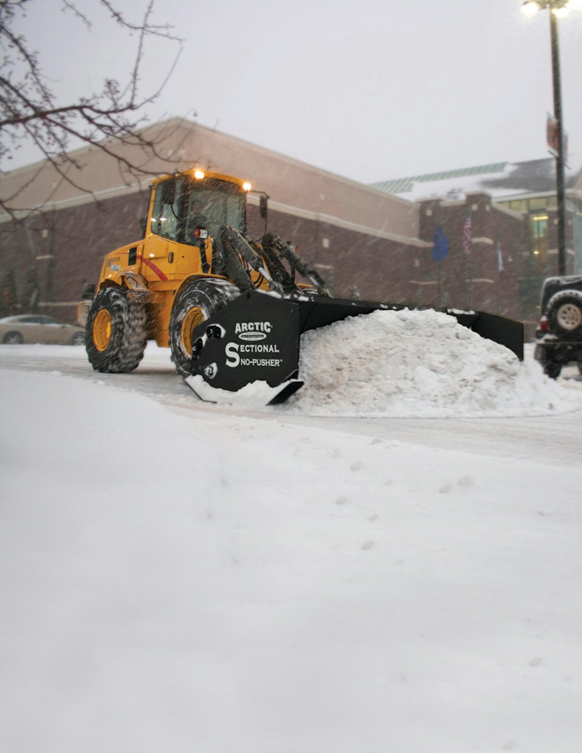 How to Safely Plow Parking Lots For Construction Pros