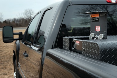 2013bifuelchevroletsilverado06 10672069