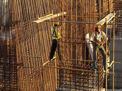 Reinforcingconcrete 10684127