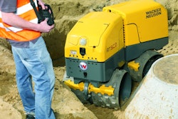 The remote control system on Wacker Neuson trench rollers is completely sealed to withstand dust and water on the jobsite.