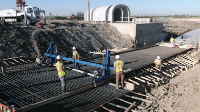 Lura Trolley Screed 10720234