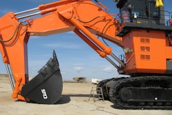 CWS is a leading manufacturer of highly engineered attachment products, including tire manipulators, cable reelers, grapples, buckets and various large excavator attachment products.